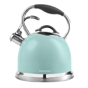 Traditioneller Retro-Wasserkocher mit Pfeife Vintage Cuisine